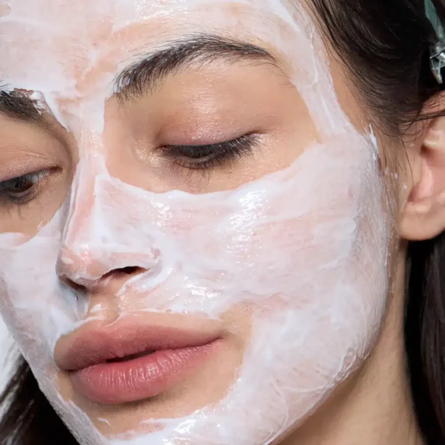 Rutină Facială – Hidratare Intensă